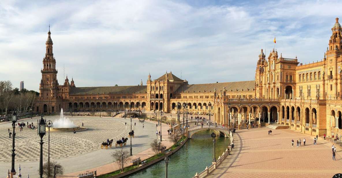 Seville: City Highlights Private Walking Tour - Cultural Experience