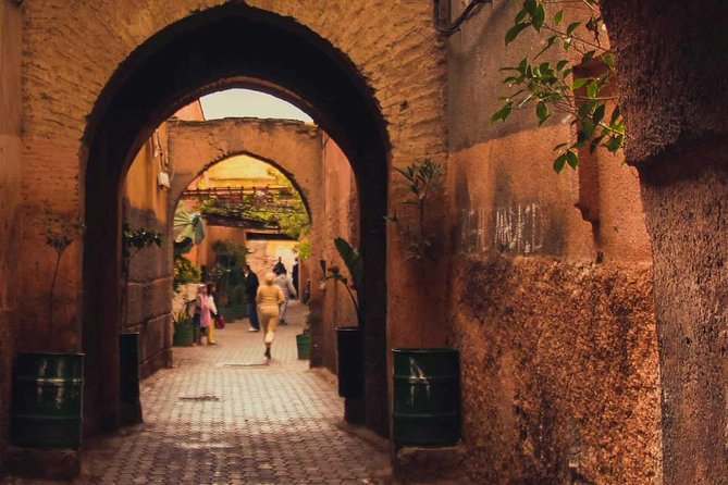 Souk and Hidden Sites of the Old Medina - Architectural Marvels and Cultural Immersion