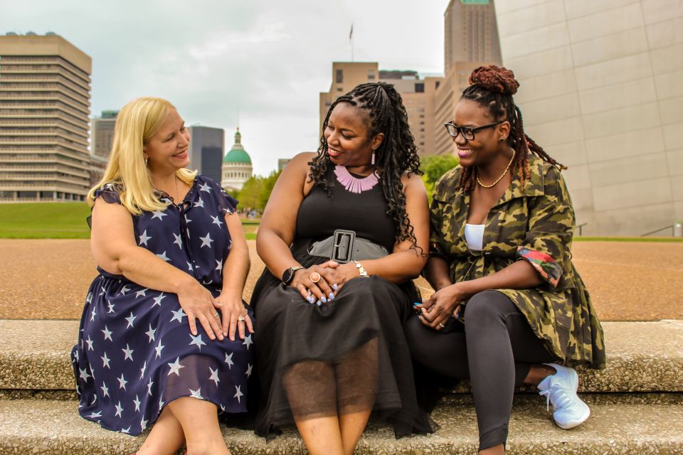 St. Louis: Gateway Arch and Old Court House Photoshoot - Historical Landmarks