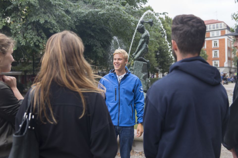 Stockholm 3-Hour Private Guided Bike Tour - Monuments and Historic Sites