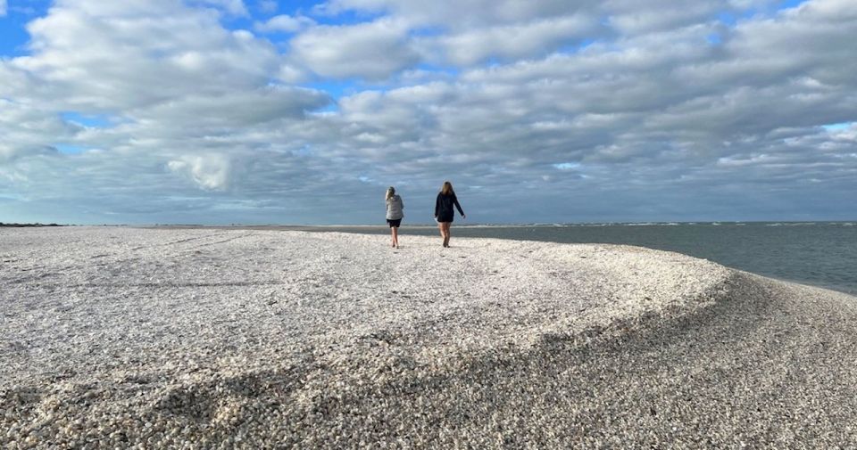 Ten Thousand Islands: Barrier Island Shelling Tour - Locations and Context