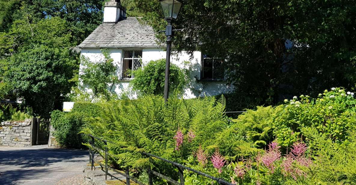 William Wordsworth and Dove Cottage Half-Day Tour - Grasmere Gingerbread Store