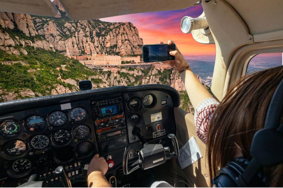 45 Minutes - Montserrat Tourist Flight in a Small Plane - Key Points