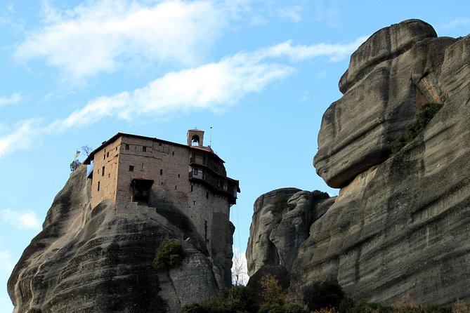 2-Day Private Tour to Delphi & Meteora With Great Lunch Included - Accommodation and Meals