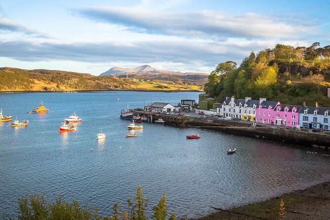 3-Day Rail Trip to Edinburgh, Loch Ness and the Highlands From London - Child Age