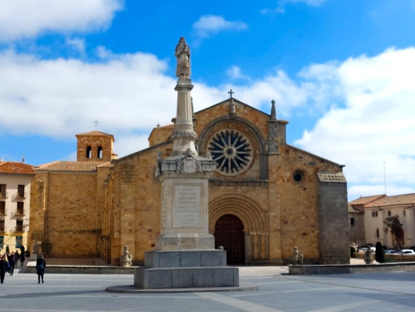 Ávila: Private Tour of the Historic Center and Basilica of San Vicente - Cathedral of Christ the Savior