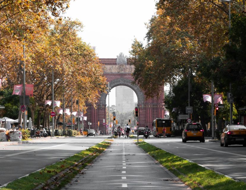 Barcelona: Private City Center Bike Tour - Bike Rental Information