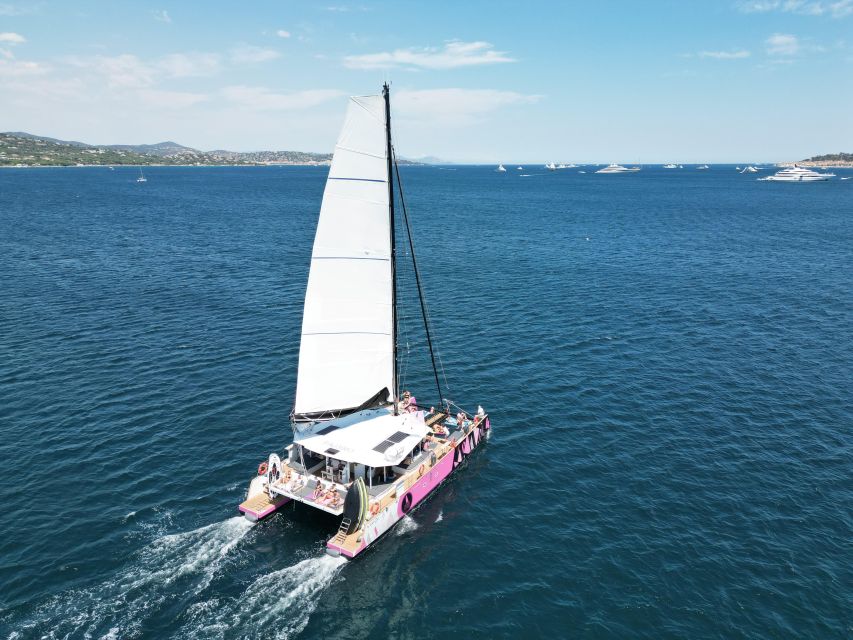 Bay of Quiberon or Morbihan Gulf: 2-Hour Evening Navigation - Onboard Amenities