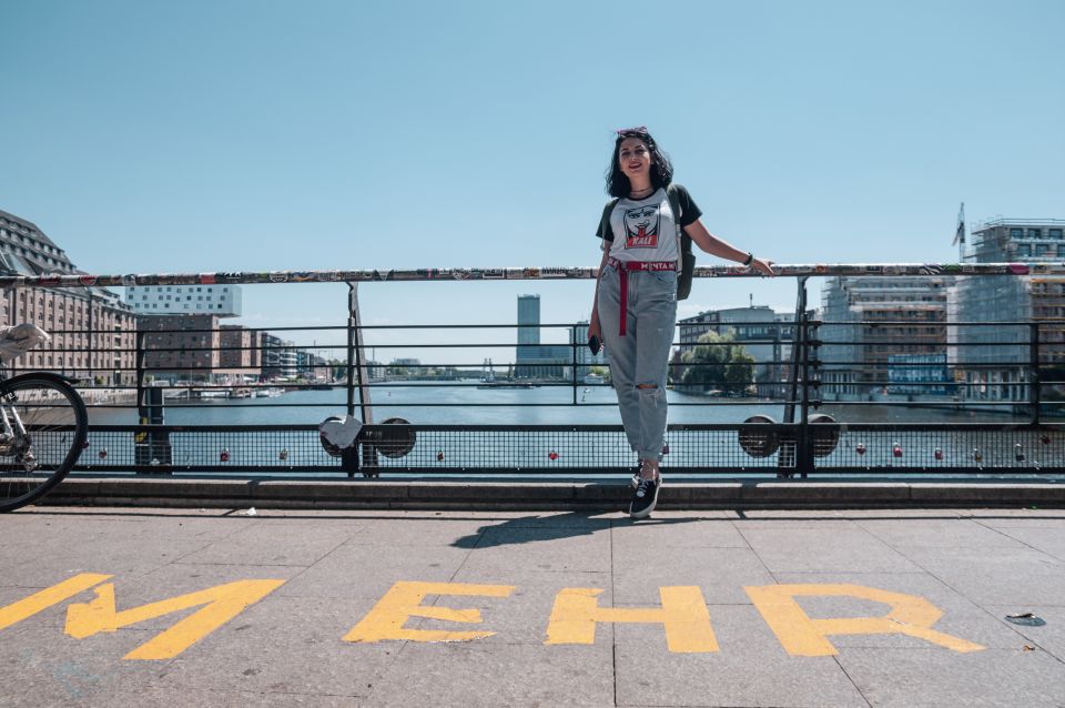 Berlin: Alternative Culture Walking Tour & Photoshoot - Learn About Berlin Wall