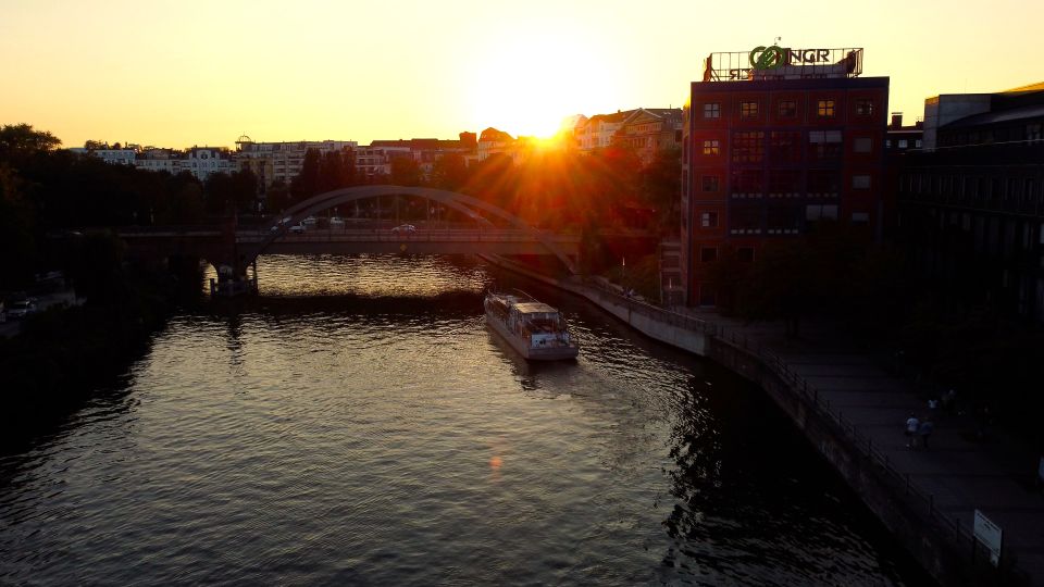 Berlin at Night: Romantic Moon Boat Ride - Starting Locations