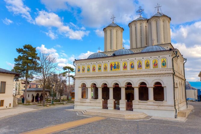 Best Walking Tour of Bucharests City Center - 2.5 Hours - Meeting and Pickup Details