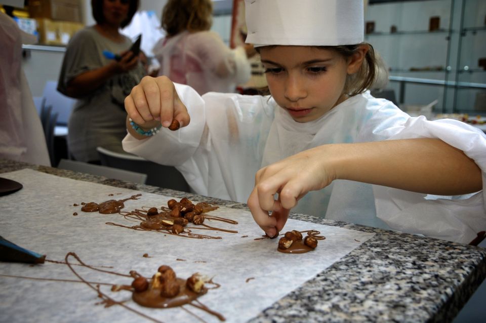 Bruges: Chocolate Making Workshop and Chocolate Museum Entry - Combined Museum Ticket Options