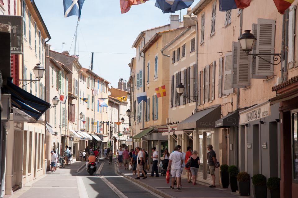 Cannes: Round-Trip Boat Transfer to Saint Tropez - Visiting the Quartier De La Ponche