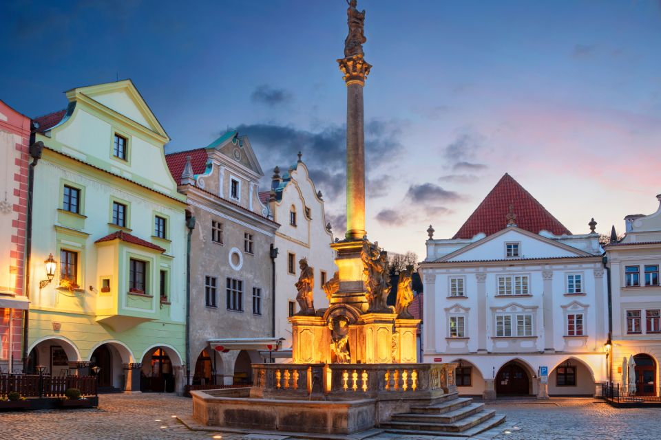 Cesky Krumlov: First Discovery Walk and Reading Walking Tour - Inclusions and Exclusions