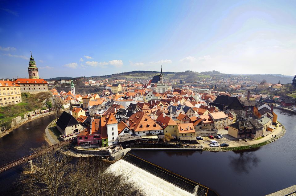 Cesky Krumlov - With Entrance to the Castle - Seasonal Features