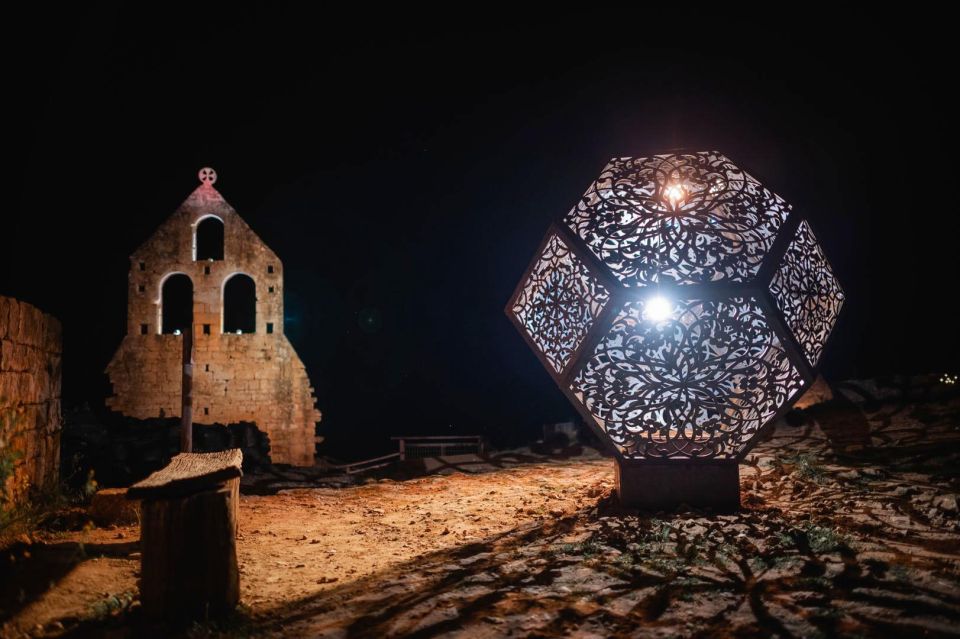 Château De Commarque: The Mystery of the Forgotten Fortress - Guided Audio Tour and Exhibitions