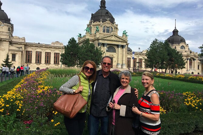 Classic Budapest Tour - Participation and Group Size