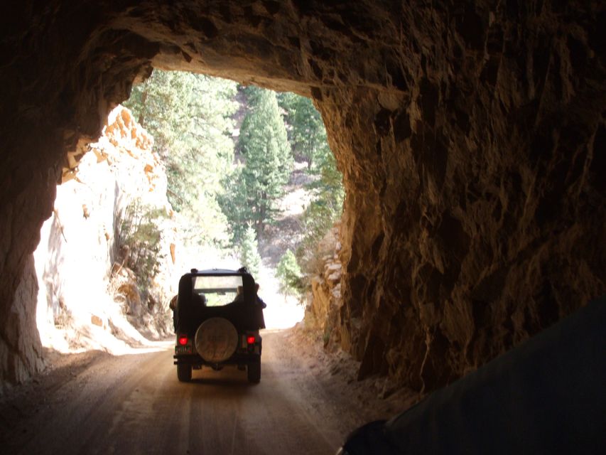 Colorado Springs: Garden of the Gods and Foothills Jeep Tour - Booking and Cancellation