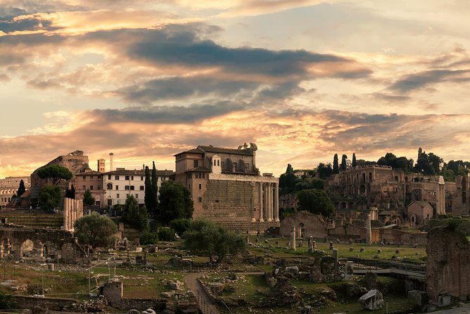 Colosseum and Roman Forum Semi-Private Guided Tour - Tour Inclusions and Exclusions