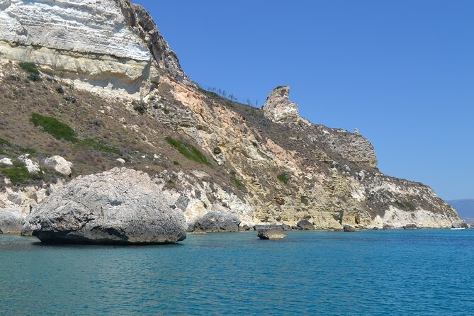 Devils Saddle Tour: 3 Snorkeling Stops/Soft Drinks/Actioncam - Scenic Coastline Exploration