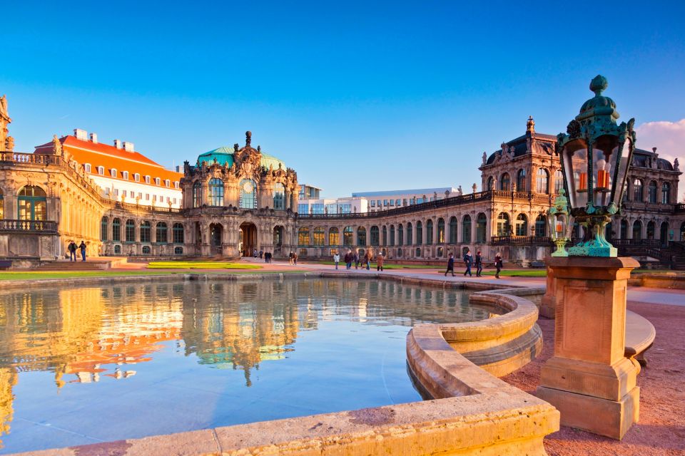 Dresden: First Discovery Walk and Reading Walking Tour - Navigating the Tour