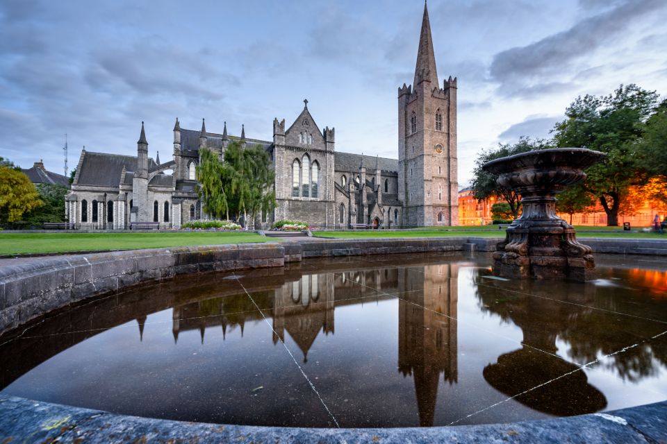 Dublin: Self-Guided Highlights Scavenger Hunt & Walking Tour - Pace and Team-Building Aspect