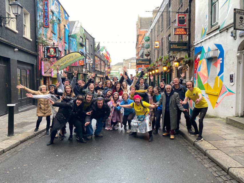 Dublin: Silent Disco Walking Tour - Explore Dublins Vibrant Nightlife