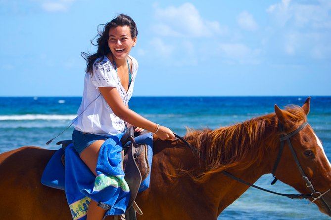 Falmouth Shore Excursion: Braco Stables Horseback Ride and Swim - Pickup and Transportation