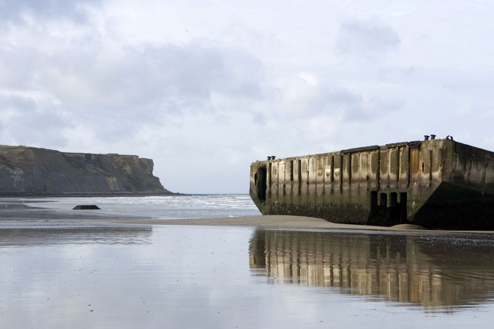 From Paris: Normandy D-Day Beaches Day Trip - Arromanches Historic Town