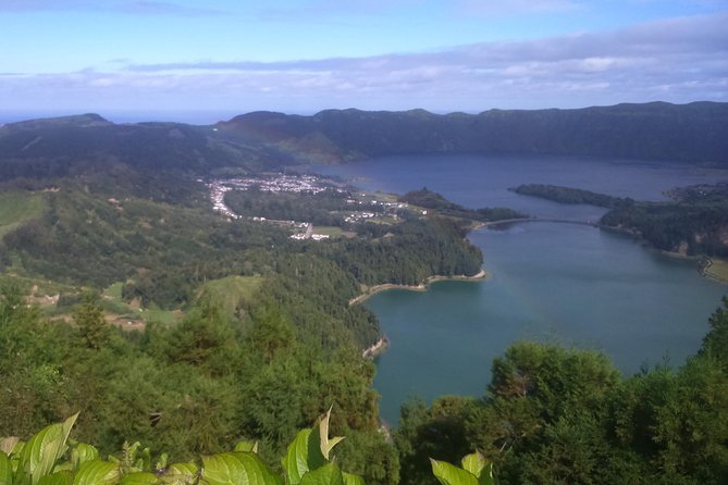 Full-Day Jeep Tour: Sete Cidades and Lagoa Do Fogo - Booking and Cancellation