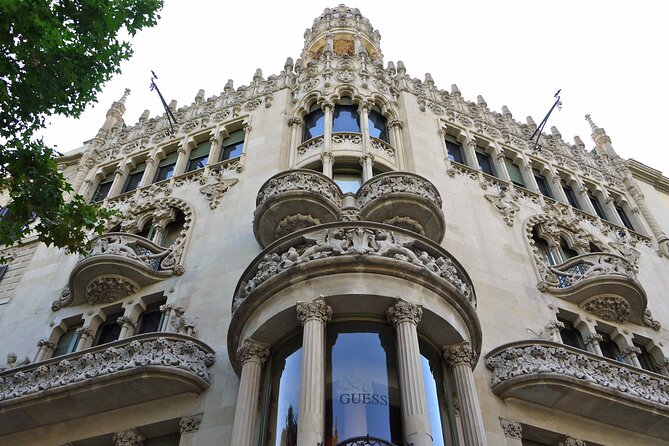 Gaudí and Modernism - Private Walking Tour - Meeting and Pickup Locations