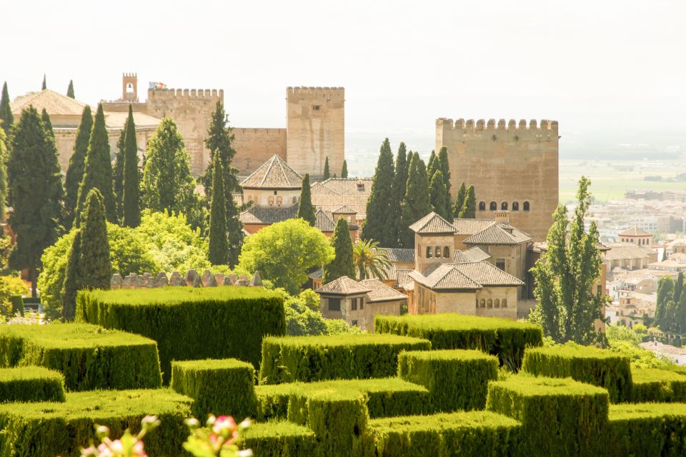 Granada: Alhambra Guided Tour and Arabian Bath and Massage - Inclusions