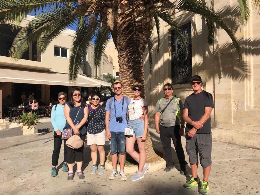 Heraklion: Guided Tour of the City and Knossos Palace Ticket - Meeting Point and Important Information