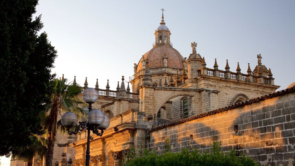 Jerez Private City Walking Tour - Visiting the Renowned Wineries