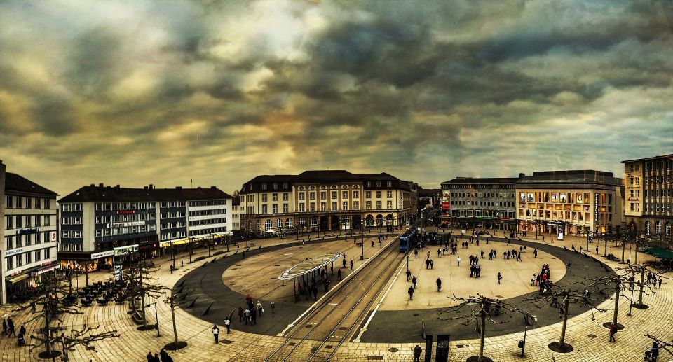 Kassel: Private Guided Walking Tour - Wilhelmshöhe Palace Grandeur