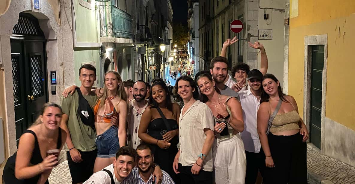 Lisbon: Pub Crawl With Unlimited Drinks and VIP Club Entry - Nightlife Atmosphere