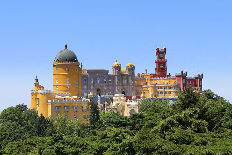 Lisbon: Sintra, Pena Palace, Cabo Da Roca & Cascais Day Trip - Cascais: Charming Fishing Port and Restored Fort