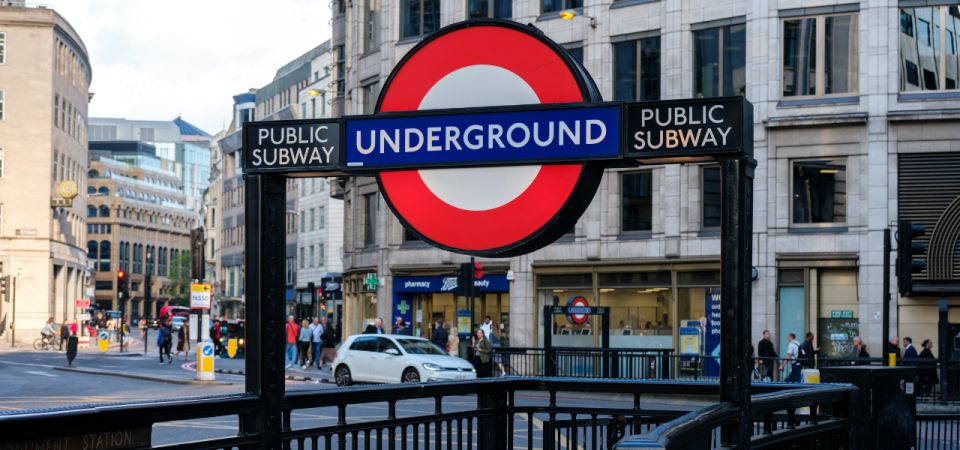 London History City Tour With an APP - Ancient Roman Ruins Unveiled