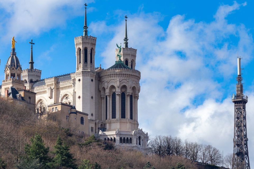 Lyon: First Discovery Walk and Reading Walking Tour - Technical Requirements