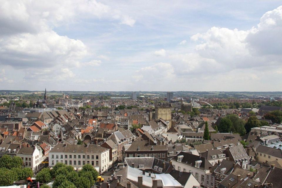 Maastricht Private Walking Tour - Key Attractions