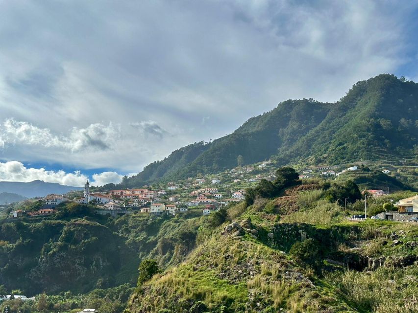 Madeira : East Tour - Santana North Side - Pico Do Areeiro Viewpoint