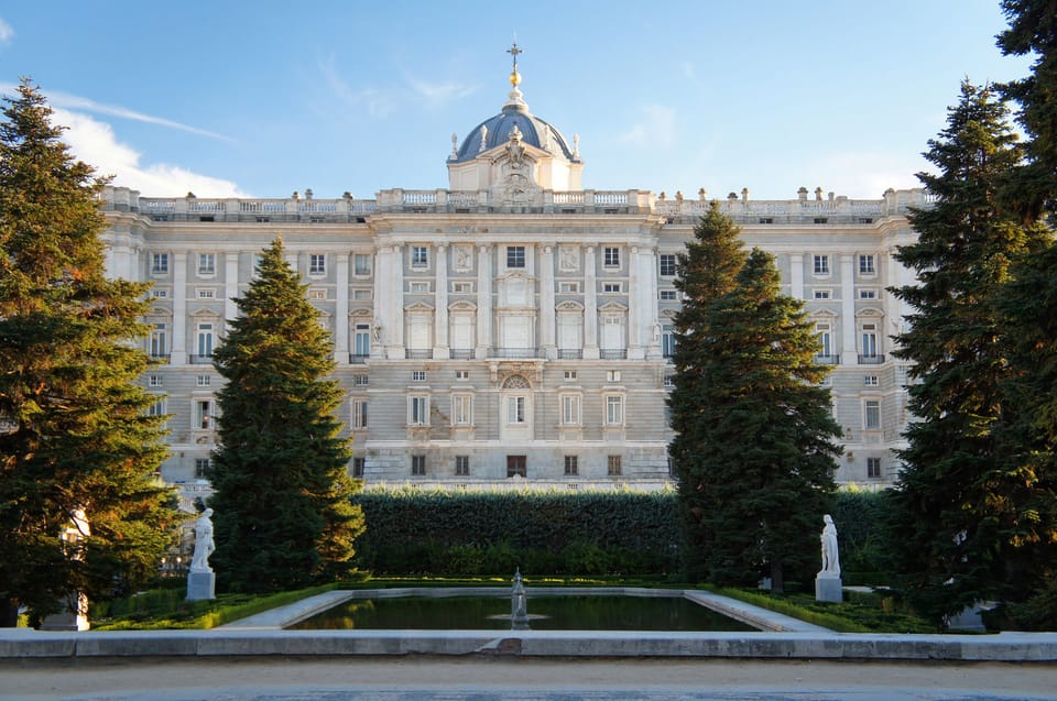 Madrid: Royal Palace Guided Tour With Skip-The-Line Entry - Included Services and Amenities