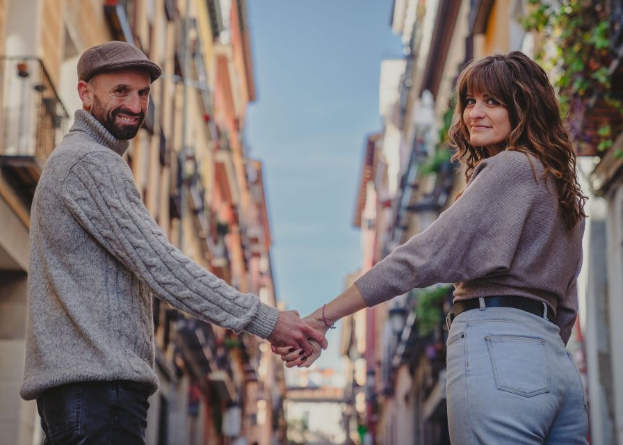 Memorable Photographic Tour of Madrid - Meeting Point and Important Information