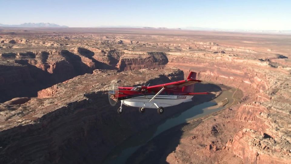 Moab: Canyons and Geology Airplane Trip - Geological Wonders Observed