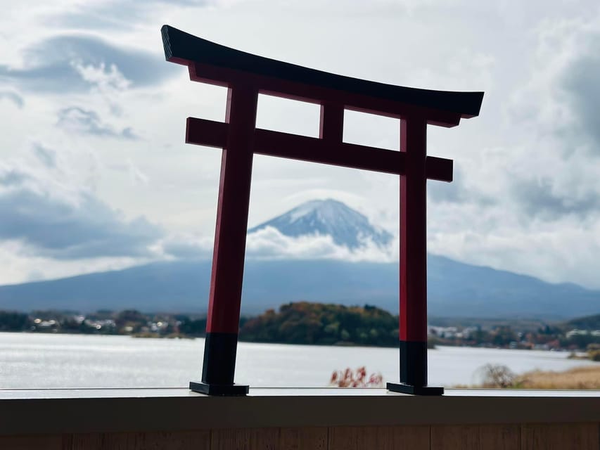 Mt. Fuji and Hakone Lake Ashi Day Tour With Pickup & Dropoff - Attractions and Activities