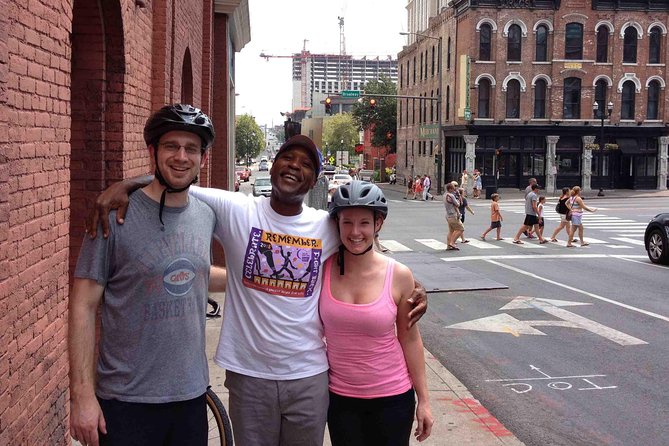 Nashville Bike Tour With Local Guides - Knowledgeable Local Guides