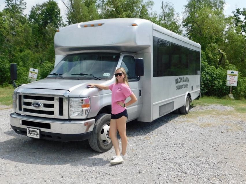 New Orleans: 10 Passenger Airboat Swamp Tour - Tour Logistics