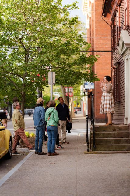 Newports African American History Walking Tour - Historical Sites Explored