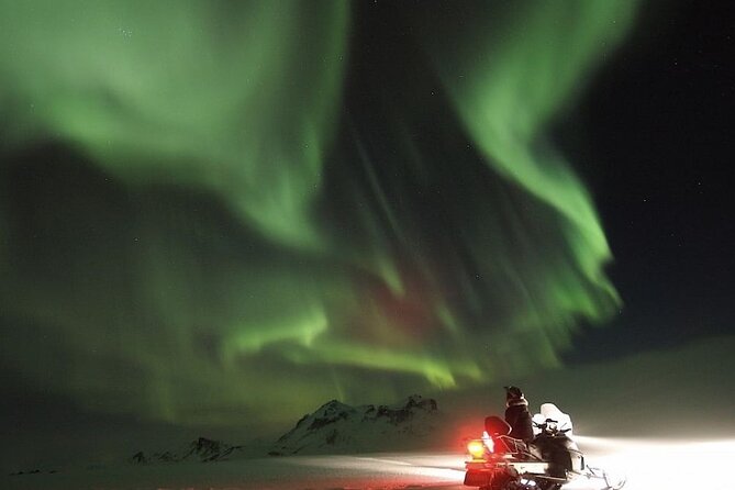 Northern Lights Snowmobile Hunt - Cancellation and Refund Policy