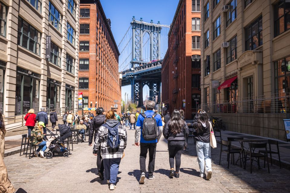 NYC: Brooklyn Heights and DUMBO Neighborhood Food Tour - Iconic New York Delights